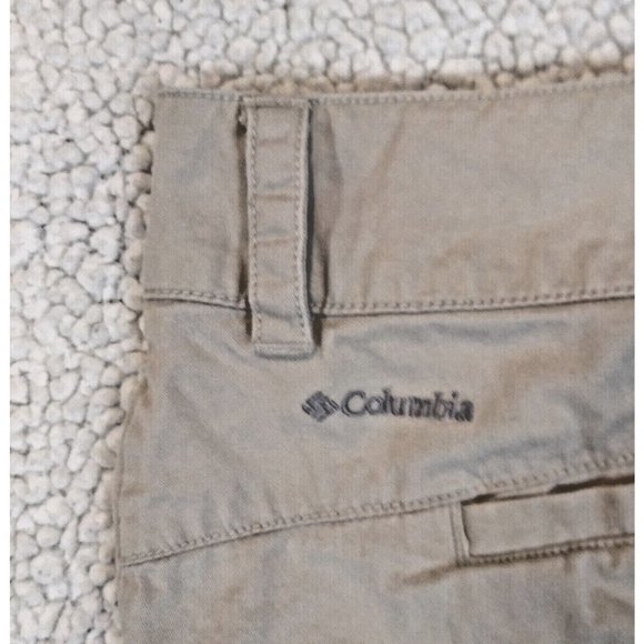 Columbia Sportswear Shorts Womens Size 10 Beige SHORTS 100% Cotton - Picture 3 of 4